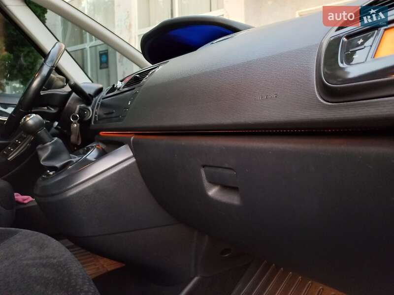 Мінівен Citroen Grand C4 Picasso 2009 в Луцьку