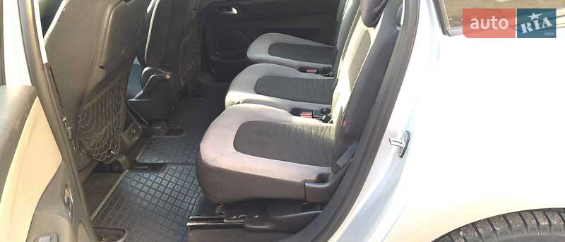 Минивэн Citroen Grand C4 Picasso 2015 в Сторожинце