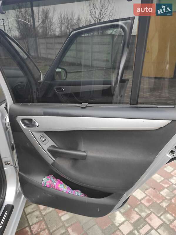 Минивэн Citroen Grand C4 Picasso 2010 в Шепетовке