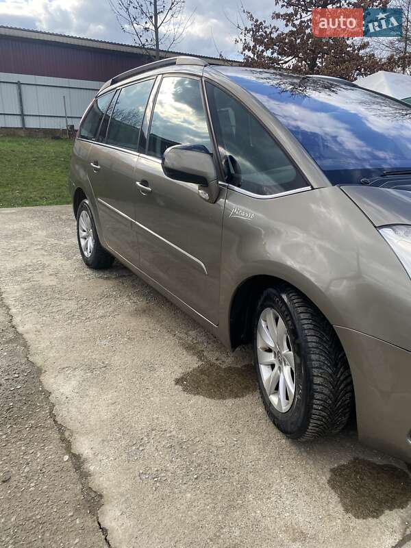 Минивэн Citroen Grand C4 Picasso 2010 в Болехове