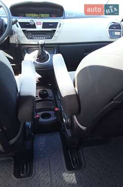 Минивэн Citroen Grand C4 Picasso 2012 в 
