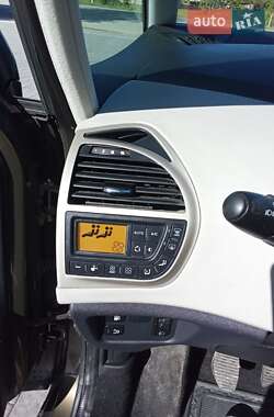 Минивэн Citroen Grand C4 Picasso 2012 в 