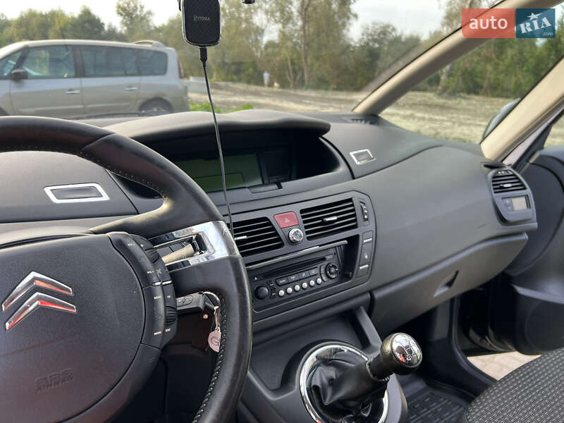 Минивэн Citroen Grand C4 Picasso 2010 в Березному