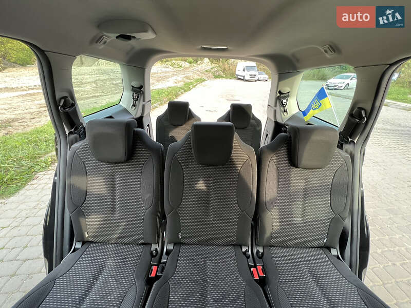 Минивэн Citroen Grand C4 Picasso 2010 в Березному