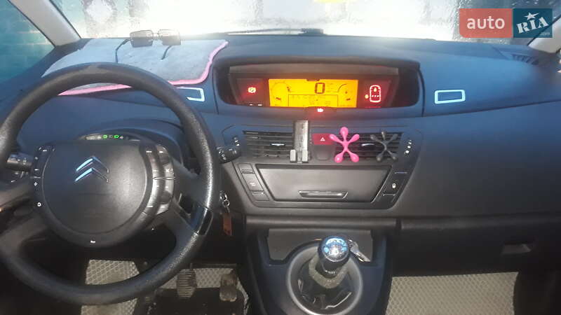 Минивэн Citroen Grand C4 Picasso 2010 в Теофиполе