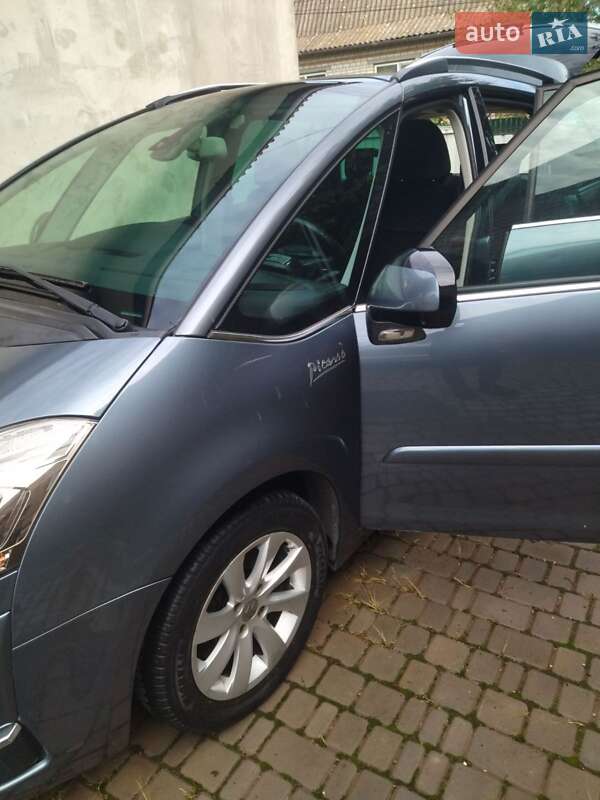 Минивэн Citroen Grand C4 Picasso 2010 в Баре