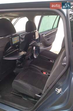 Минивэн Citroen Grand C4 Picasso 2010 в 