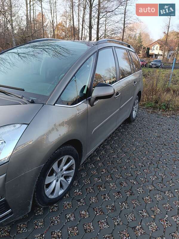 Минивэн Citroen Grand C4 Picasso 2011 в Киеве