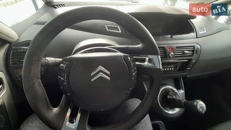Минивэн Citroen Grand C4 Picasso 2010 в Самборе