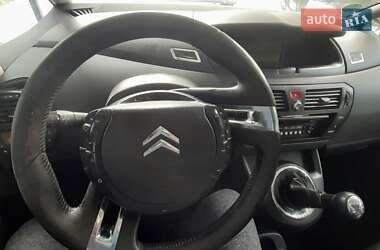 Минивэн Citroen Grand C4 Picasso 2010 в 