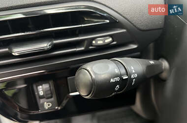 Минивэн Citroen Grand C4 Picasso 2015 в 