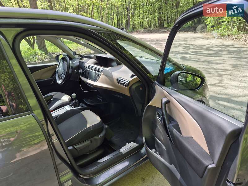 Минивэн Citroen Grand C4 Picasso 2014 в Львове