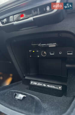 Мінівен Citroen Grand C4 Picasso 2015 в 