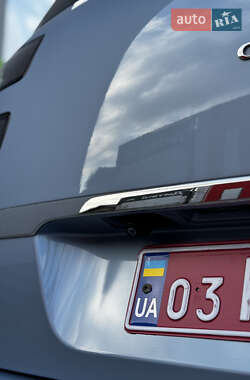 Мінівен Citroen Grand C4 Picasso 2015 в 