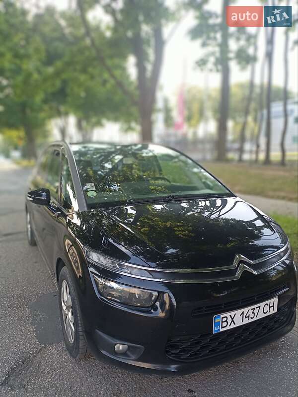 Минивэн Citroen Grand C4 Picasso 2015 в Хмельницком