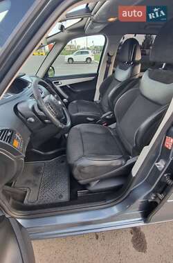 Мінівен Citroen Grand C4 Picasso 2009 в 
