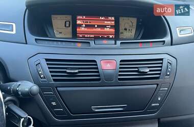 Минивэн Citroen Grand C4 Picasso 2011 в 