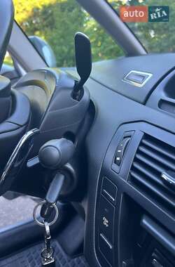 Минивэн Citroen Grand C4 Picasso 2011 в 