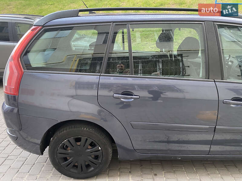 Универсал Citroen Grand C4 Picasso 2011 в Львове