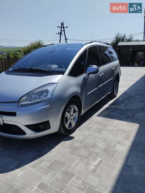 Мінівен Citroen Grand C4 Picasso 2012 в Чернівцях