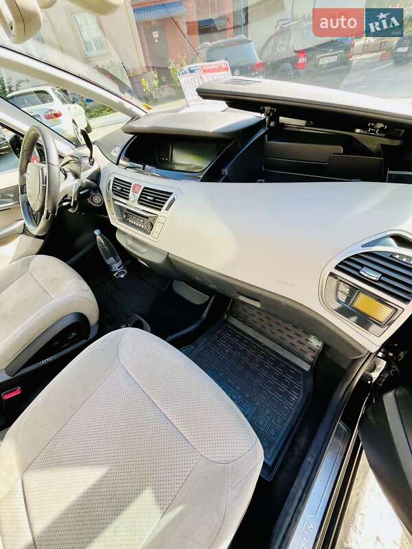 Минивэн Citroen Grand C4 Picasso 2010 в Виннице