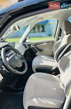Минивэн Citroen Grand C4 Picasso 2010 в 