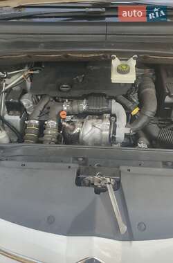 Минивэн Citroen Grand C4 Picasso 2011 в 