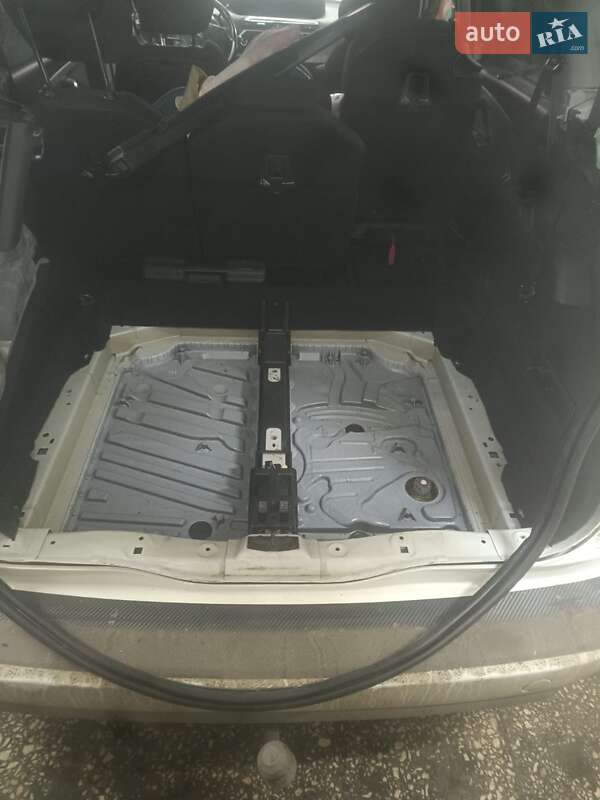 Минивэн Citroen Grand C4 Picasso 2016 в Харькове фото 47 Минивэн Citroen Grand C4 Picasso 2016 в Харькове