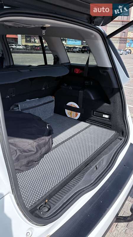 Минивэн Citroen Grand C4 Picasso 2016 в Харькове фото 69 Минивэн Citroen Grand C4 Picasso 2016 в Харькове