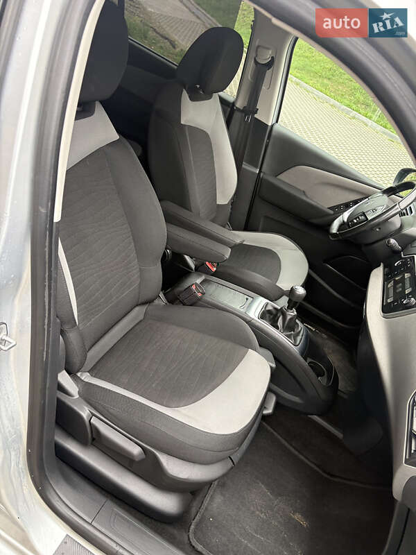 Минивэн Citroen Grand C4 Picasso 2015 в Тернополе