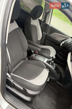 Мінівен Citroen Grand C4 Picasso 2015 в 