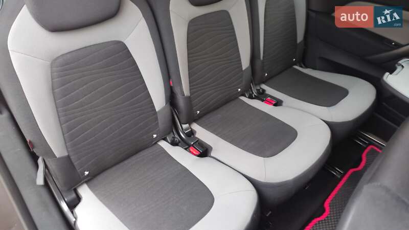 Минивэн Citroen Grand C4 Picasso 2016 в Новоархангельске