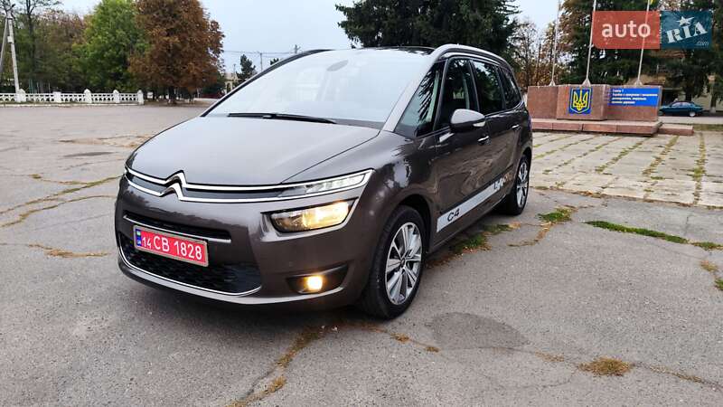 Минивэн Citroen Grand C4 Picasso 2016 в Новоархангельске