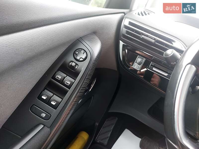 Минивэн Citroen Grand C4 Picasso 2014 в Ровно фото 46 Минивэн Citroen Grand C4 Picasso 2014 в Ровно