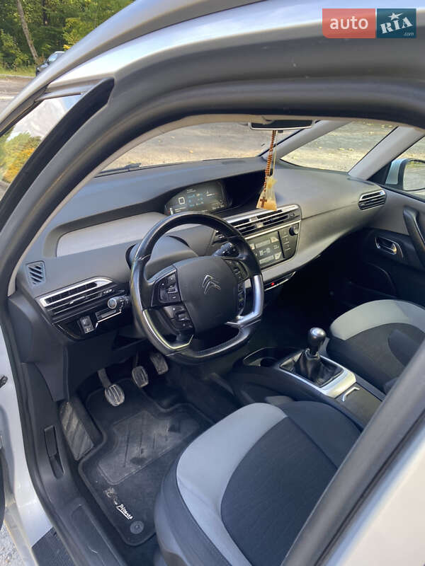 Минивэн Citroen Grand C4 Picasso 2015 в Тернополе