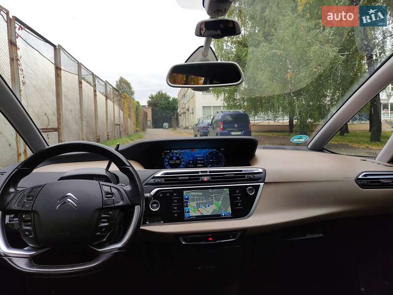 Минивэн Citroen Grand C4 Picasso 2015 в Киеве фото 18 Минивэн Citroen Grand C4 Picasso 2015 в Киеве