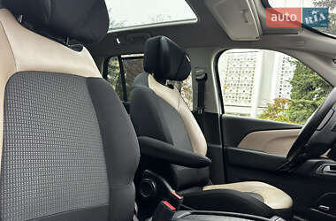 Минивэн Citroen Grand C4 Picasso 2015 в 