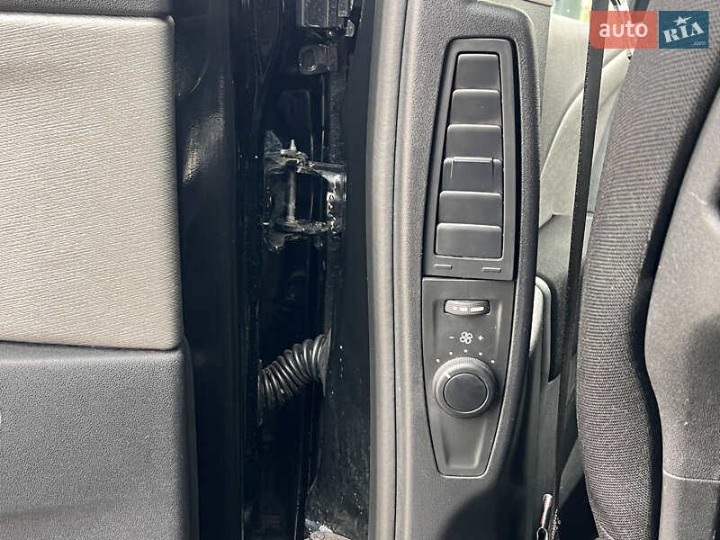 Мінівен Citroen Grand C4 Picasso 2015 в Львові фото 75 Мінівен Citroen Grand C4 Picasso 2015 в Львові