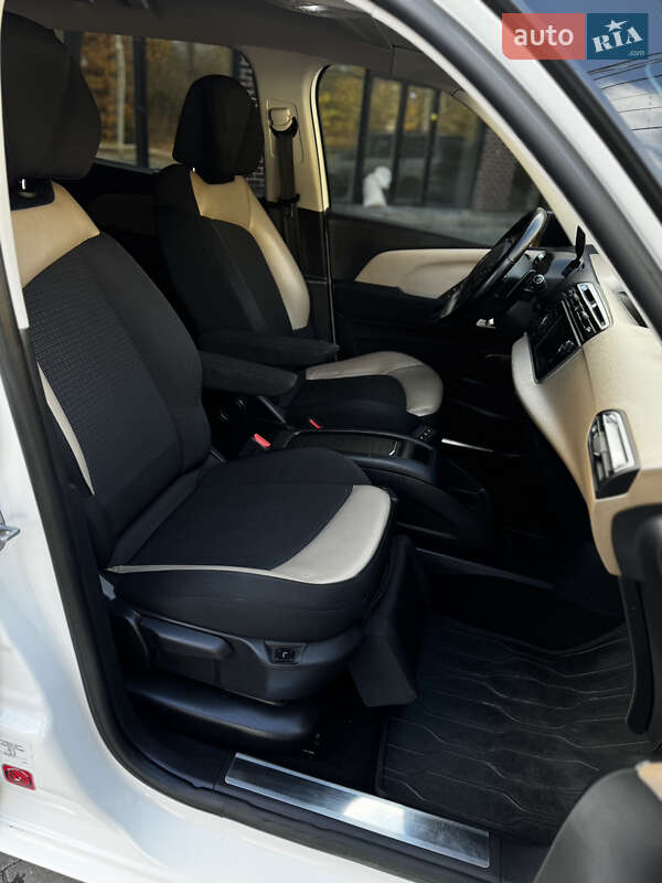 Минивэн Citroen Grand C4 Picasso 2014 в Тернополе фото 42 Минивэн Citroen Grand C4 Picasso 2014 в Тернополе
