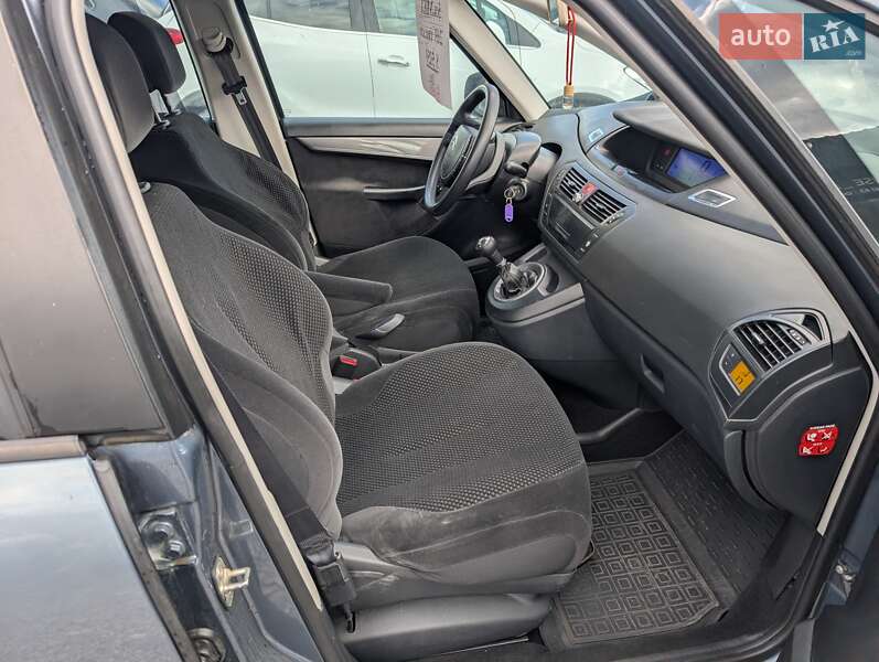 Минивэн Citroen Grand C4 Picasso 2008 в Ровно фото 37 Минивэн Citroen Grand C4 Picasso 2008 в Ровно