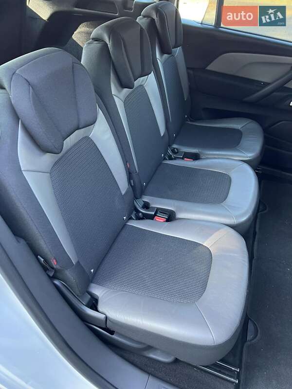 Минивэн Citroen Grand C4 Picasso 2015 в Дубно