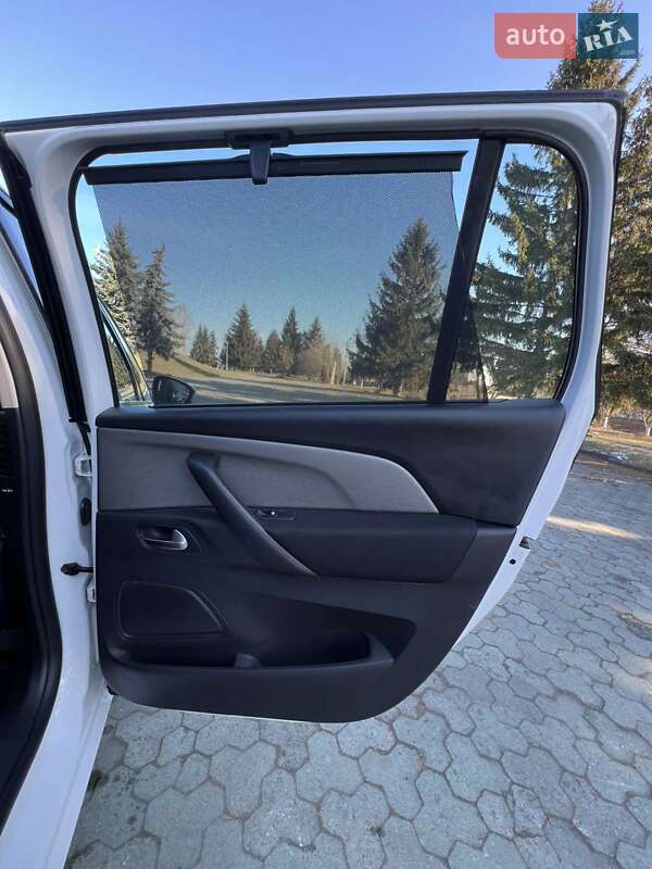 Минивэн Citroen Grand C4 Picasso 2015 в Дубно