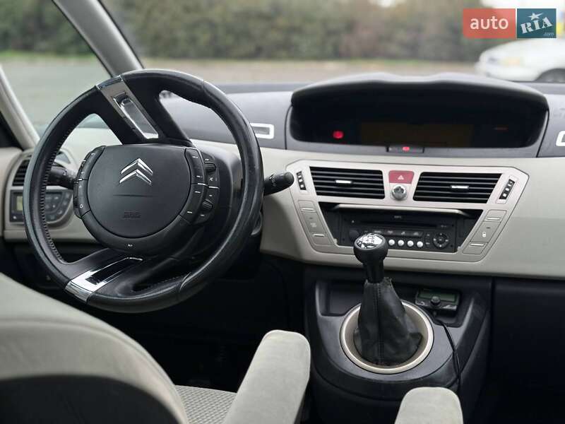 Мінівен Citroen Grand C4 Picasso 2008 в Кривому Розі фото 45 Мінівен Citroen Grand C4 Picasso 2008 в Кривому Розі
