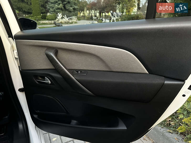 Мінівен Citroen Grand C4 Picasso 2016 в Тернополі