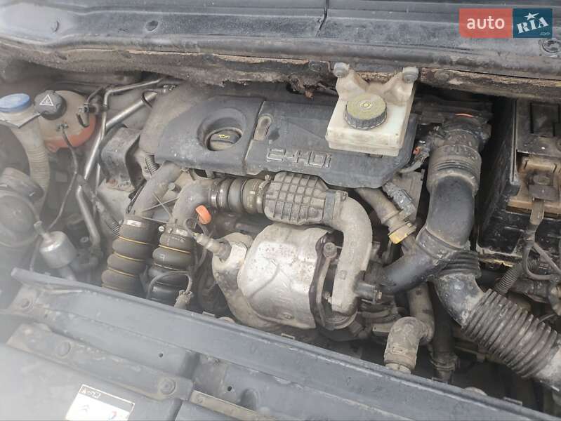 Мінівен Citroen Grand C4 Picasso 2012 в Збаражі