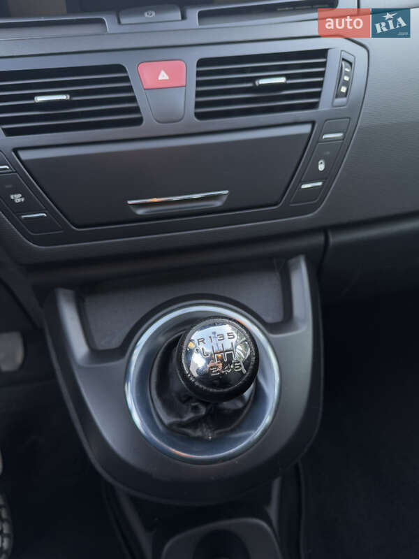 Минивэн Citroen Grand C4 Picasso 2012 в Ивано-Франковске фото 24 Минивэн Citroen Grand C4 Picasso 2012 в Ивано-Франковске