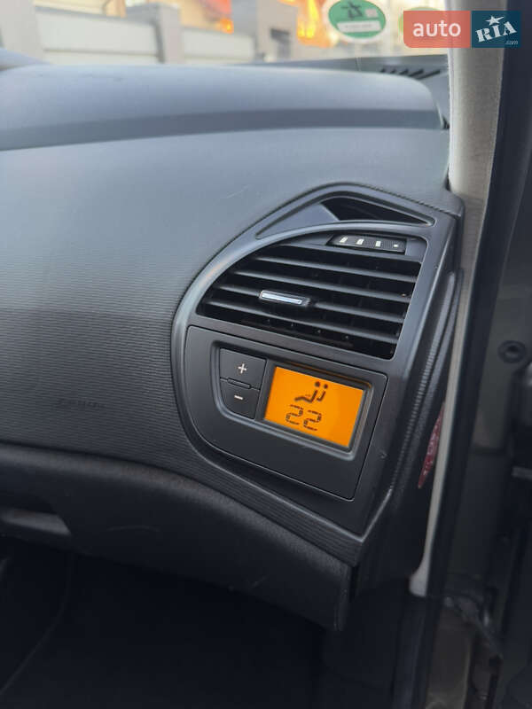 Минивэн Citroen Grand C4 Picasso 2012 в Ивано-Франковске фото 27 Минивэн Citroen Grand C4 Picasso 2012 в Ивано-Франковске