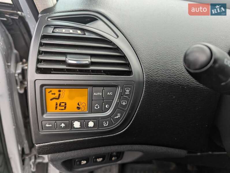 Мінівен Citroen Grand C4 Picasso 2012 в Рівному фото 29 Мінівен Citroen Grand C4 Picasso 2012 в Рівному