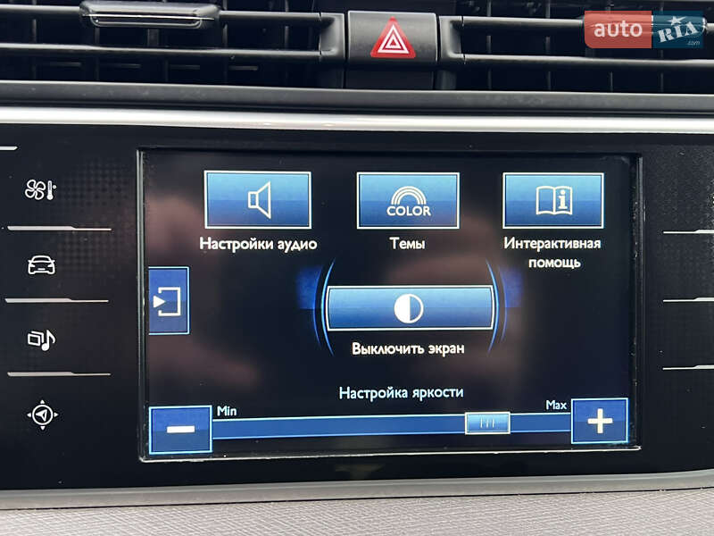 Мінівен Citroen Grand C4 Picasso 2016 в Львові фото 67 Мінівен Citroen Grand C4 Picasso 2016 в Львові