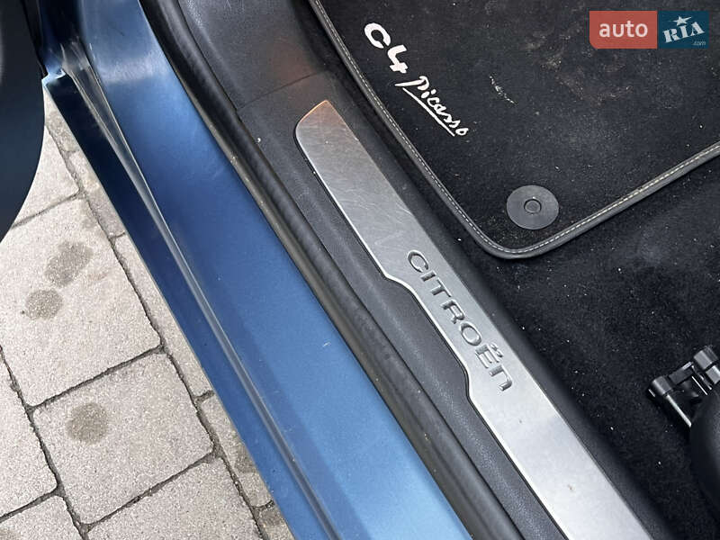 Мінівен Citroen Grand C4 Picasso 2016 в Львові фото 73 Мінівен Citroen Grand C4 Picasso 2016 в Львові